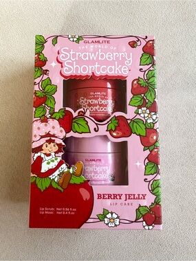 Glamlite Strawberry Shortcake Lip Care Duo Scrub & Mask - Limited Edition - NEW